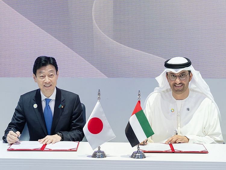 uae-japan-mous-1.jpg