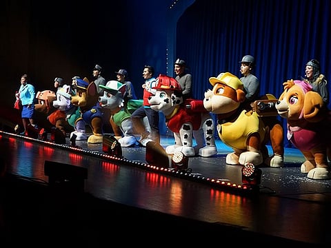 The performance is an interactive live stage show, encouraging audiences to engage through call and response and audience interaction, dance the Pup Pup Boogie and help the pups rescue Mayor Goodway and win the race