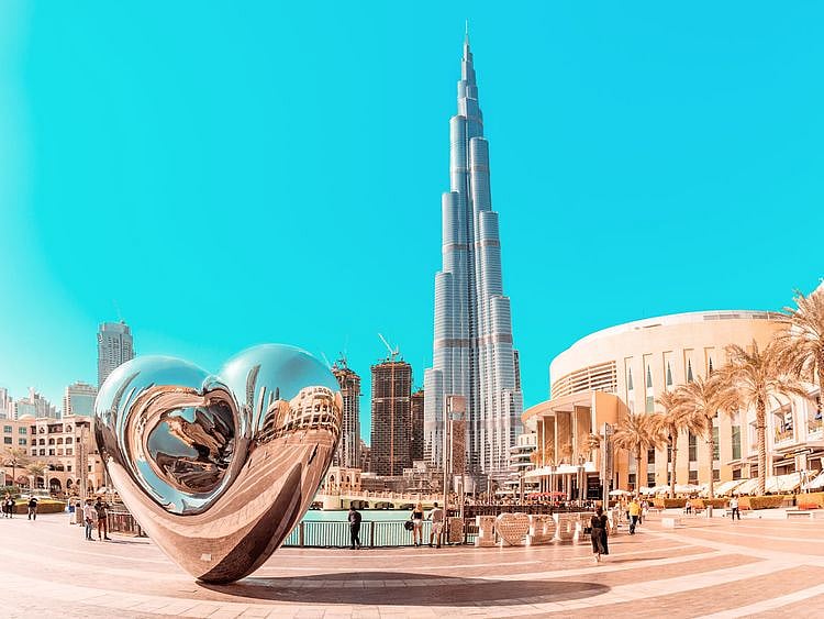 BURJ KHALIFA DUBAI HEART