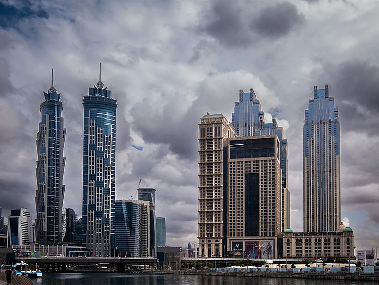 Stock-Dubai-Skyline