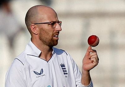 Copy of 2023-02-07T155718Z_1396400680_RC2Q3Y9POQEQ_RTRMADP_3_CRICKET-ENGLAND-1675844247107