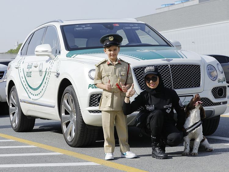 Dubai_Police_Fulfils_the_Dreams_of_952_Children_(1)-1676290046560
