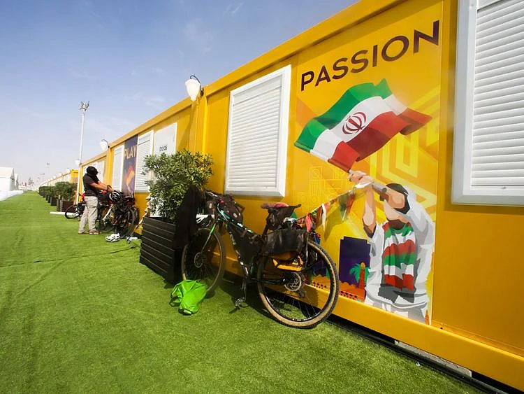 WLD QATAR CABIN-1676388363243