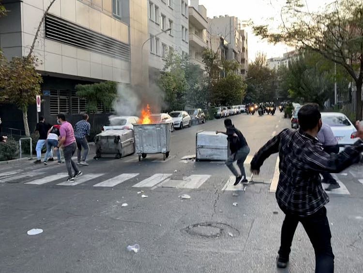 iran protest-24-1677254453673