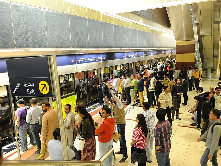 dubai-metro-file-pic-by-RTA-1677398080689