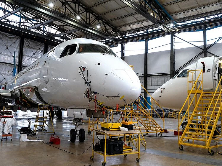 stock aircraft manufacturing