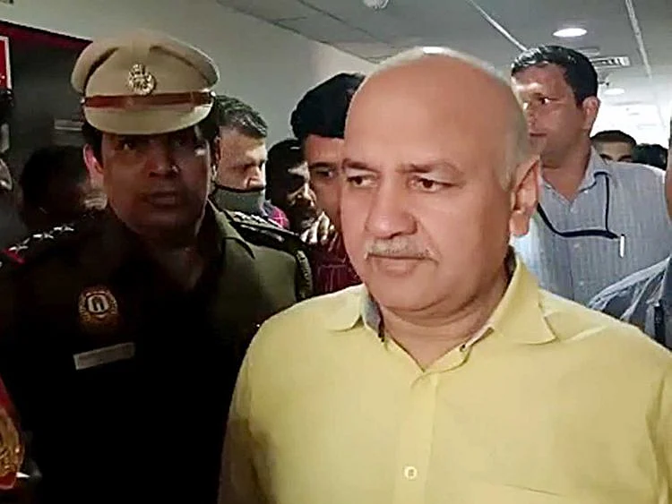 CBI brings Delhi Deputy Chief Minister Manish Sisodia