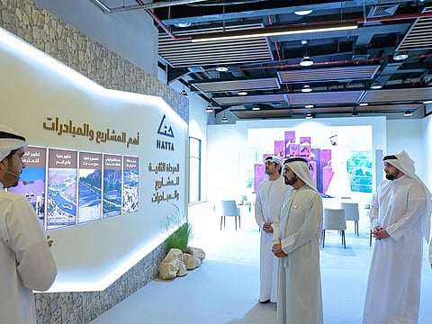 Sheikh Mohammed visited the new Hatta market and reviews the progress of work