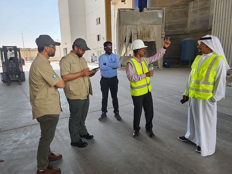 ead-inspection-at-glass-factory-in-AD-pic-by-samihah-1677593469936