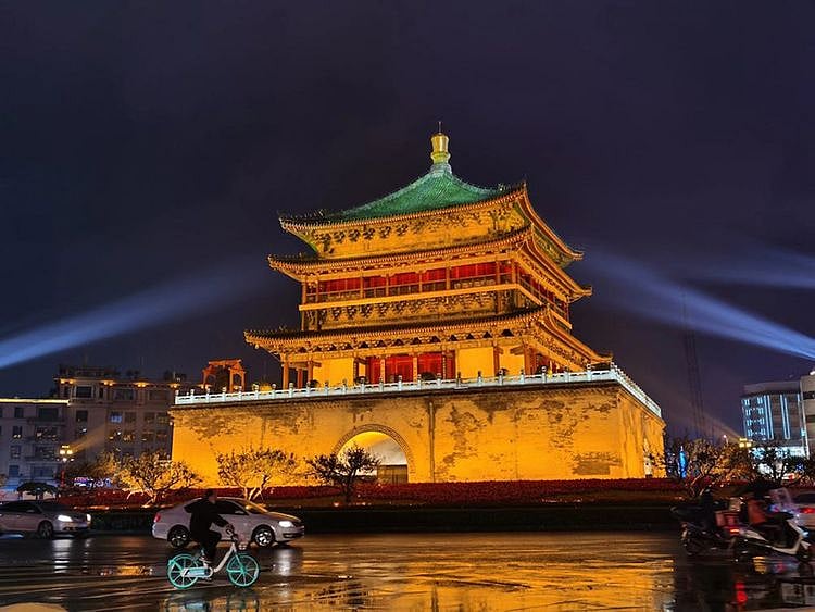 In August, Beijing scrapped all COVID-19 test requirement for inbound travellers [Xi An China]