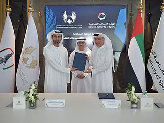 Dubai to host permanent headquarters of the International Federation for Falconry Sports and Racing