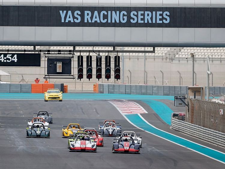 Yas Marina racing