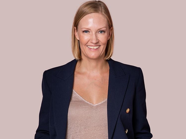 Laura Manning
