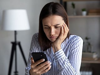 Why am I so afraid of my phone? How to beat the stress