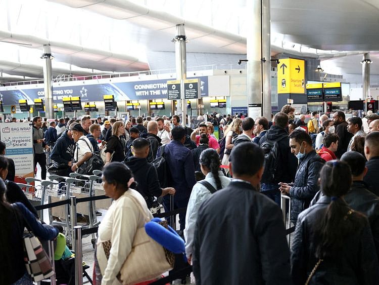 Copy of 2023-03-17T183655Z_1057533471_RC2C0V9TSV9A_RTRMADP_3_BRITAIN-HEATHROW-1679116249259