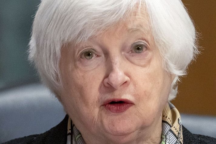 Copy of APTOPIX_Bank_Collapse_Yellen_35513--f178e-1679410896088