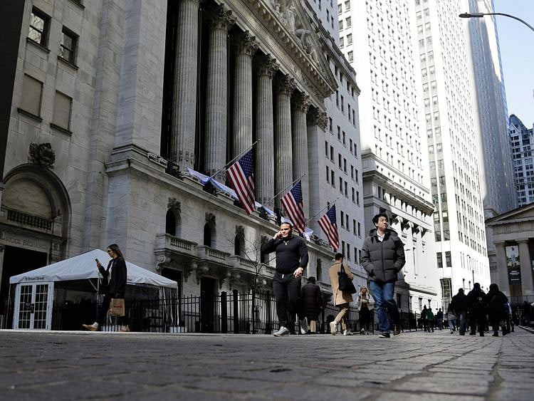 Copy of Financial_Markets_Wall_Street_09518--ad201-1679470707877