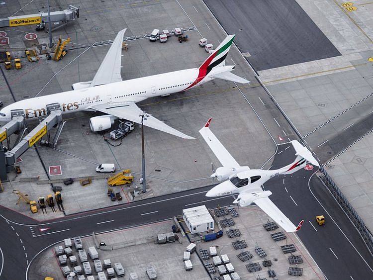 Emirates flight training