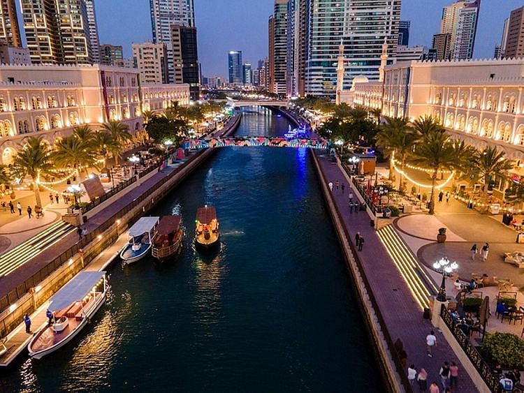 STOCK- SHARJAH SKYLINE / CITY