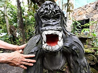 Tire Museum: Stunning sculptures made with recyclable materials