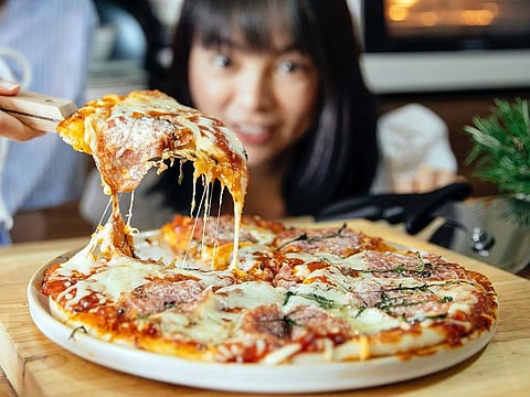 Prepare fresh Neapolitan- and New York-style pizzas at home with these kitchen tools.