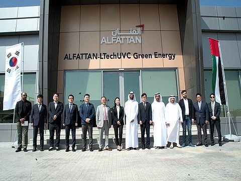 The inauguration of LTechUVC was attended by Keun Sang Cho, Commercial Attache of the Embassy of the Republic of Korea (Sixth from right), Khalid Mohamed Alromaithi, Deputy Chairman of Al Fattan Energy (Seventh); Ji Young Lee, CEO of LTechUVC (eighth)