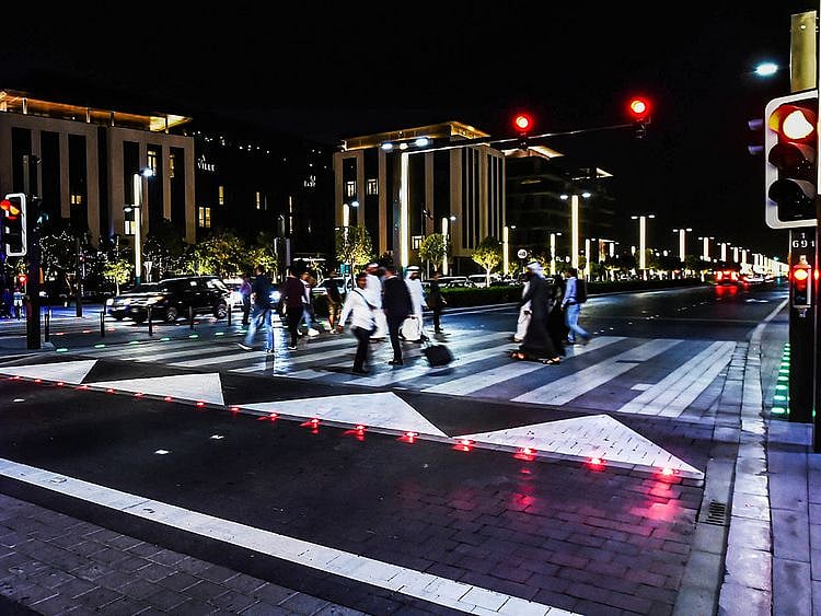 rta-smart-pedestrian-signal-1681125655784