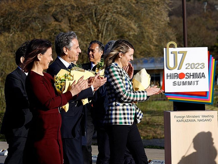 g7-japan.jpg