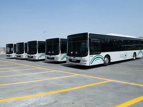  With over 27,000 strategically stationed buses across various regions, including King Abdul Aziz Airport, pilgrims will experience efficient transportation, especially to Mecca.