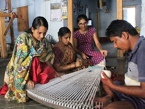 Ashwini and her younger Dr. Harini have devoted their lives to revive the ancestral craft of their town through social media promotion and innovation in design and techniques. 