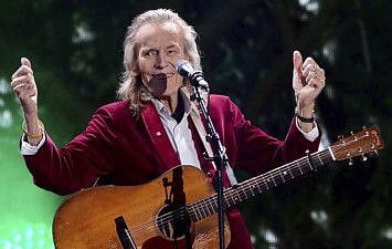 Gordon Lightfoot 3-1683025679154