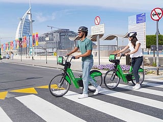 Dubai unveils new system for monitoring e-scooters, bicycles