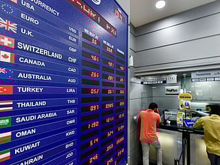 Planning on remitting Indian rupee, Pakistan rupee or Philippine peso? Here’s how you can take advantage of remittance-beneficial rates and when.