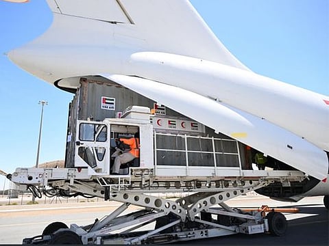 Two planes were sent to Port Sudan Airport carrying 100 tonnes of urgent medical supplies and essential medicines to treat injuries and conduct emergency surgeries in Sudan.