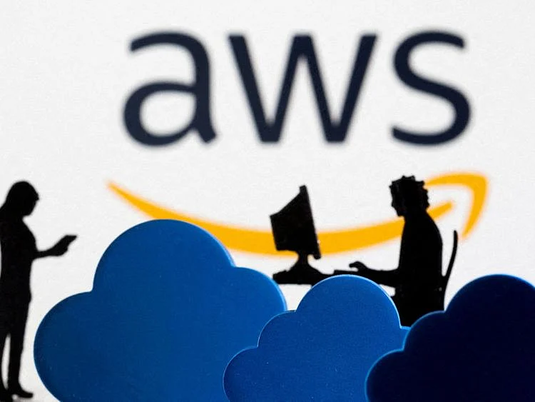 Copy of 2023-05-09T194245Z_580478636_RC2VFS933VGV_RTRMADP_3_EU-TECH-CLOUD-1684391543846