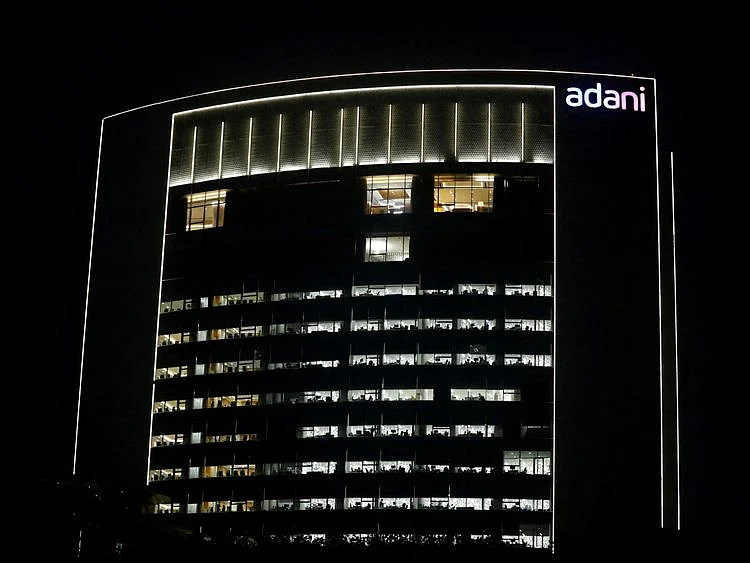 Copy of 2023-05-12T105813Z_358483885_RC20ZY912XWB_RTRMADP_3_ADANI-INDIA-SEBI-1684497627686