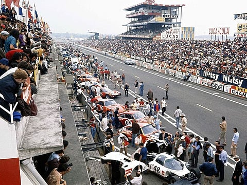 Thousands of spectators waiting for the start of the 38th edition of the 24 hours of Le Mans at the Circuit de la Sarthe in Le Mans, western France on June 13, 1970.