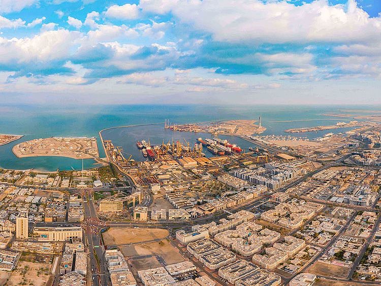 dubai_free_zone_copy_2-1685465578081