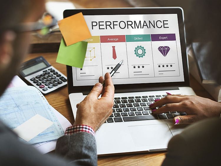 Stock-Perfomance-Evaluation