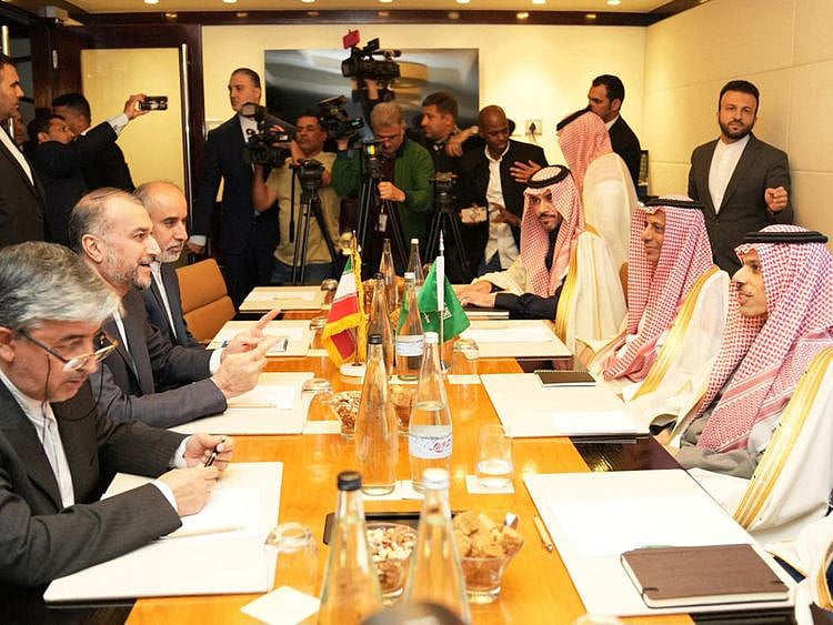  Iranian Foreign Minister Hossein Amir-Abdollahian meets with Saudi Arabia's Foreign Minister Prince Faisal bin Farhan in Cape Town, on June 2, 2023.  