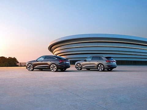 The Audi Q8 e-tron offers  an impressive range of up to 582kms in the SUV and 600kms in the Sportback