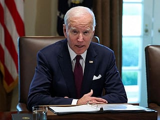 Congress averts US government shutdown hours before deadline