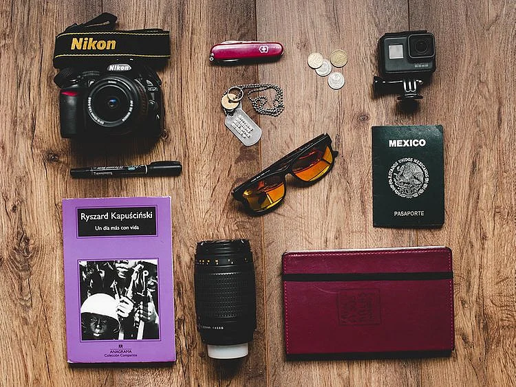 travel stock