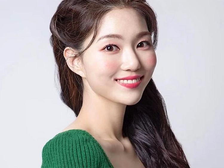Park Soo Ryun 