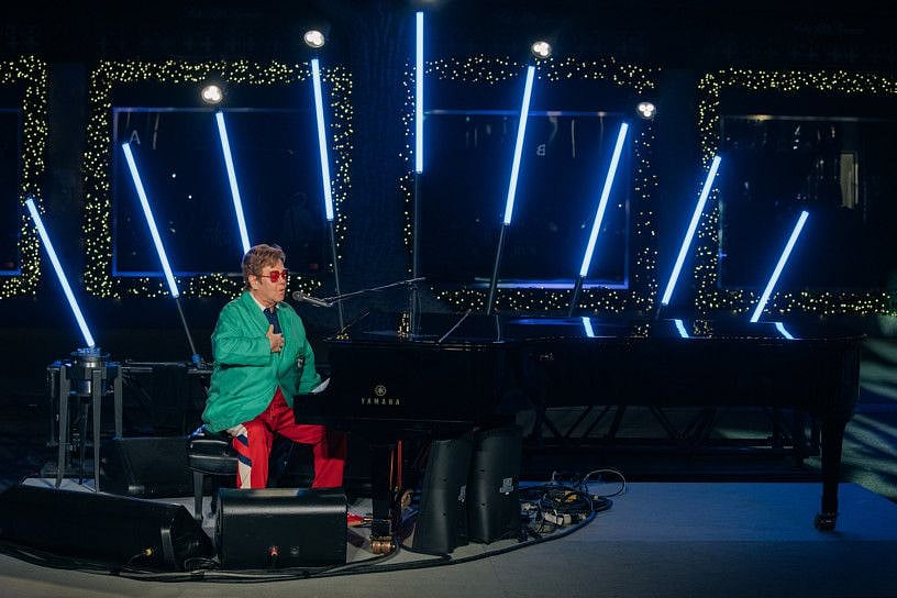 Elton John photo - WP-1687701658965