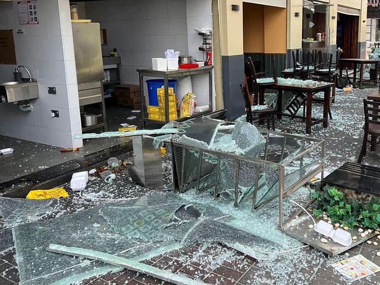 abu-dhabi-gas-pipe-leak-incident-pic-from-police-twitter-1687780172088