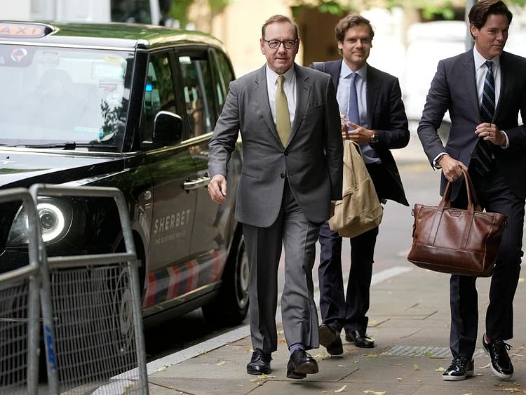 Kevin Spacey photo2-1688408938847