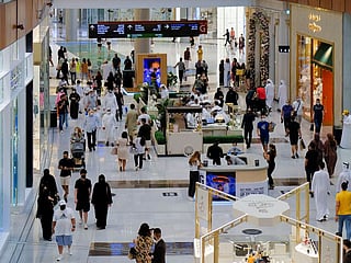 Shopping, driving, or outside? The first minutes after an alert are critical