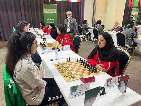 Salem Abdul Rahman, Omar Noman, Abdul Rahman Al Taher, Othman Musa, and Ammar Al Sidrani were on the men's team, while Kholoud Issa Al Zarouni, Rawdat Issa Al Serkal, Wafia Darwish Al Maamari, Ahlam Rashid, and Anoud Issa were on the women's team.
