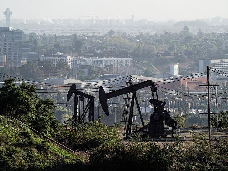 Copy of 2023-07-12T231713Z_480096228_RC2ZZS9JGA14_RTRMADP_3_USA-DRILLING-CALIFORNIA-PERMITS-1689223714030